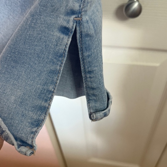 American Eagle Outfitters Light Blue Curvy Super High Rise Flare Jeans size 18S - Picture 7 of 10